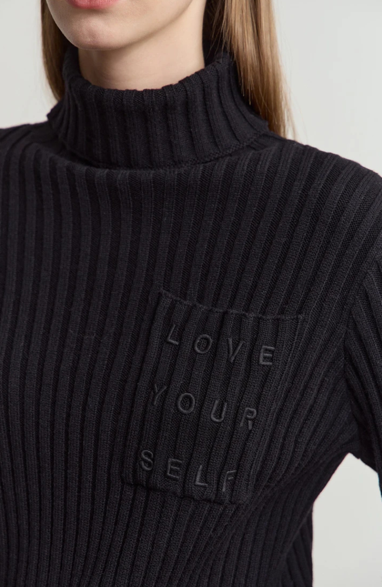 Ribbed Turtleneck Sweater | Soft Cashmere Blend | Fitted Silhouette